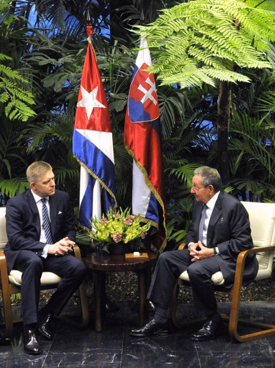Robert Fico a Raúl Castro